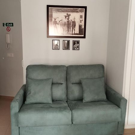 Apartamento La Fuente 27 Tomares Luaran gambar