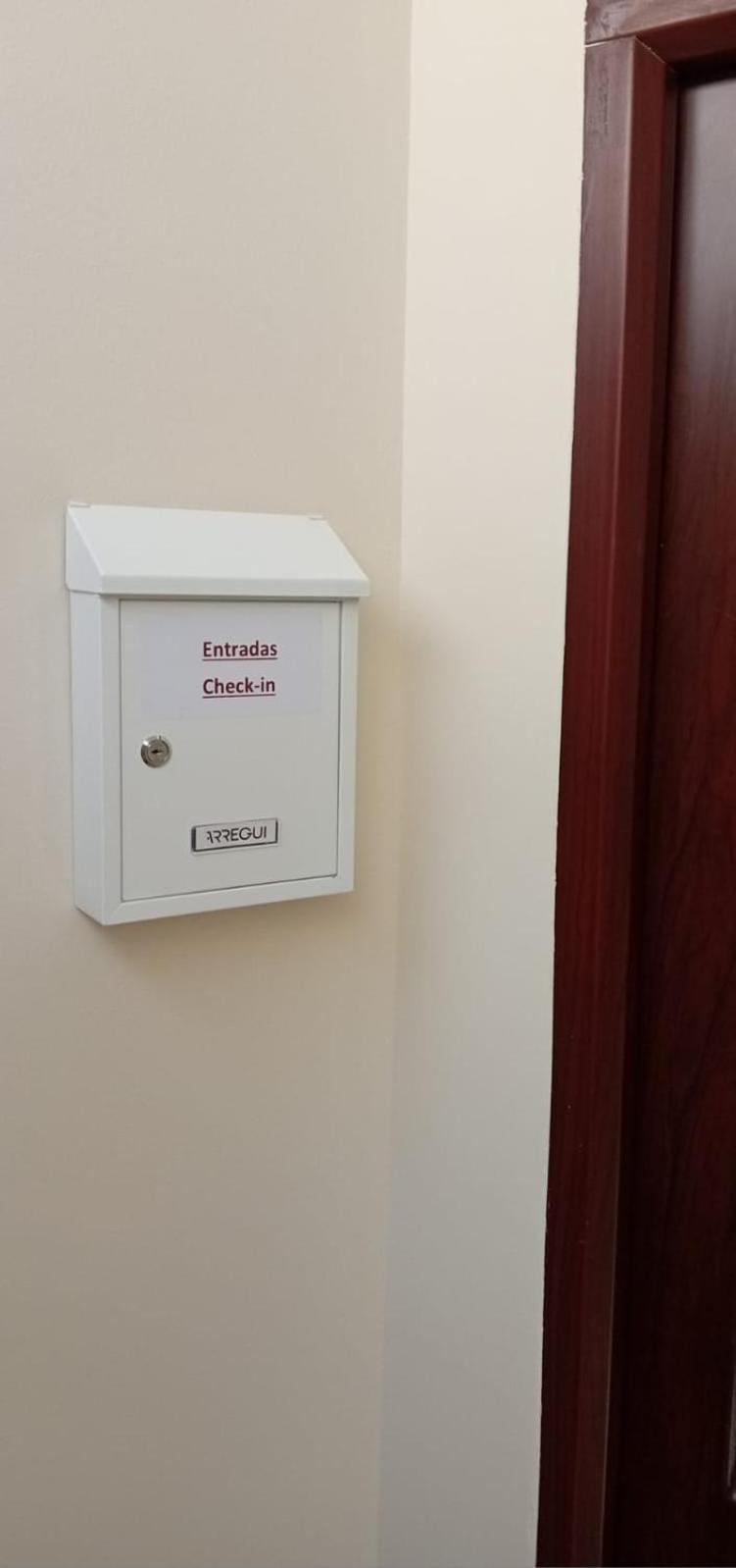 Apartamento La Fuente 27 Tomares Luaran gambar
