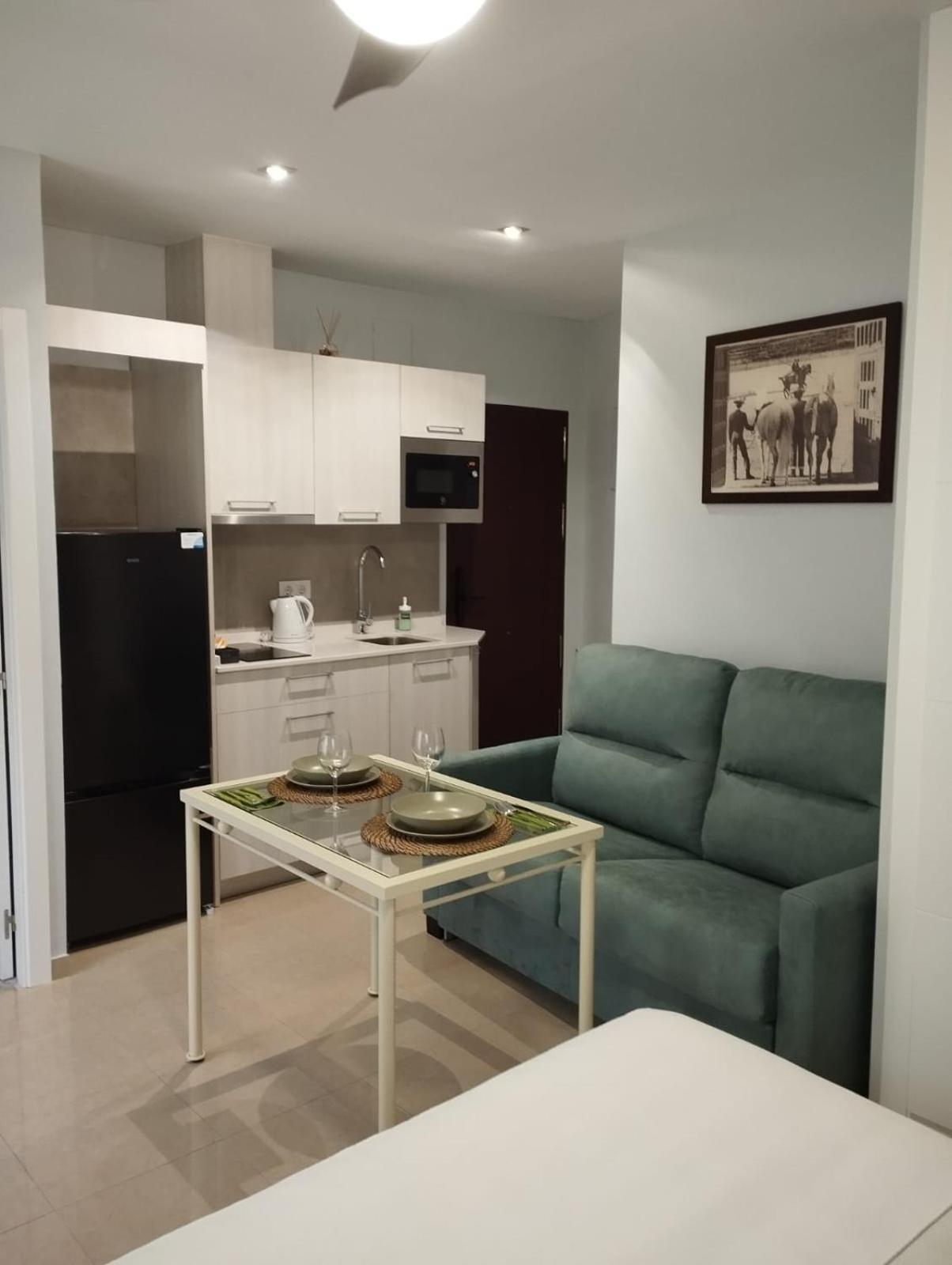 Apartamento La Fuente 27 Tomares Luaran gambar